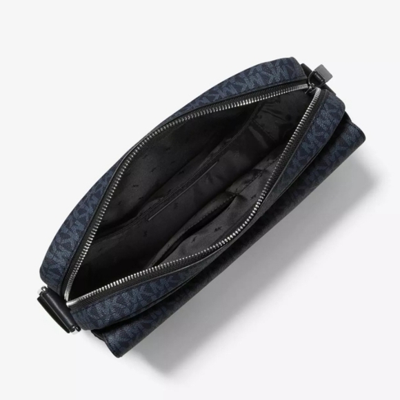 Michael Kors Cooper Logo Camera Bag - Admiral/Pale Blue NWT **FAST SHIPPING** - Picture 2 of 11